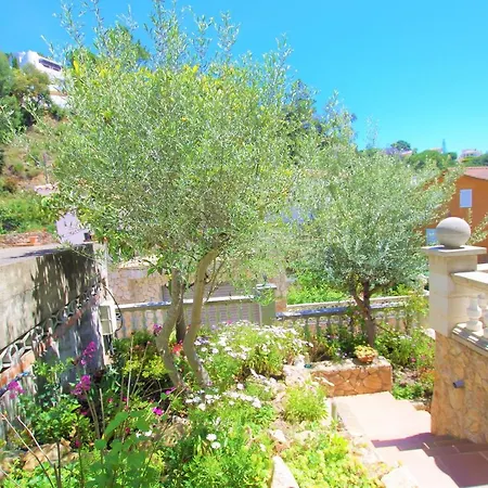 Vacances & Villas Lloret- Londres Villa