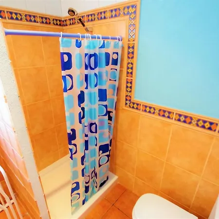 Vacances & Villas Lloret- Londres Villa