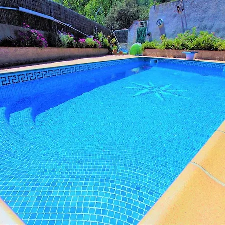 Vacances&villas Lloret- Londres, Exclusiva A 800m Playa Cala Canyelles, Piscina Privada, Garaje Privado, Barbacoa, Ubicación Exclusiva *